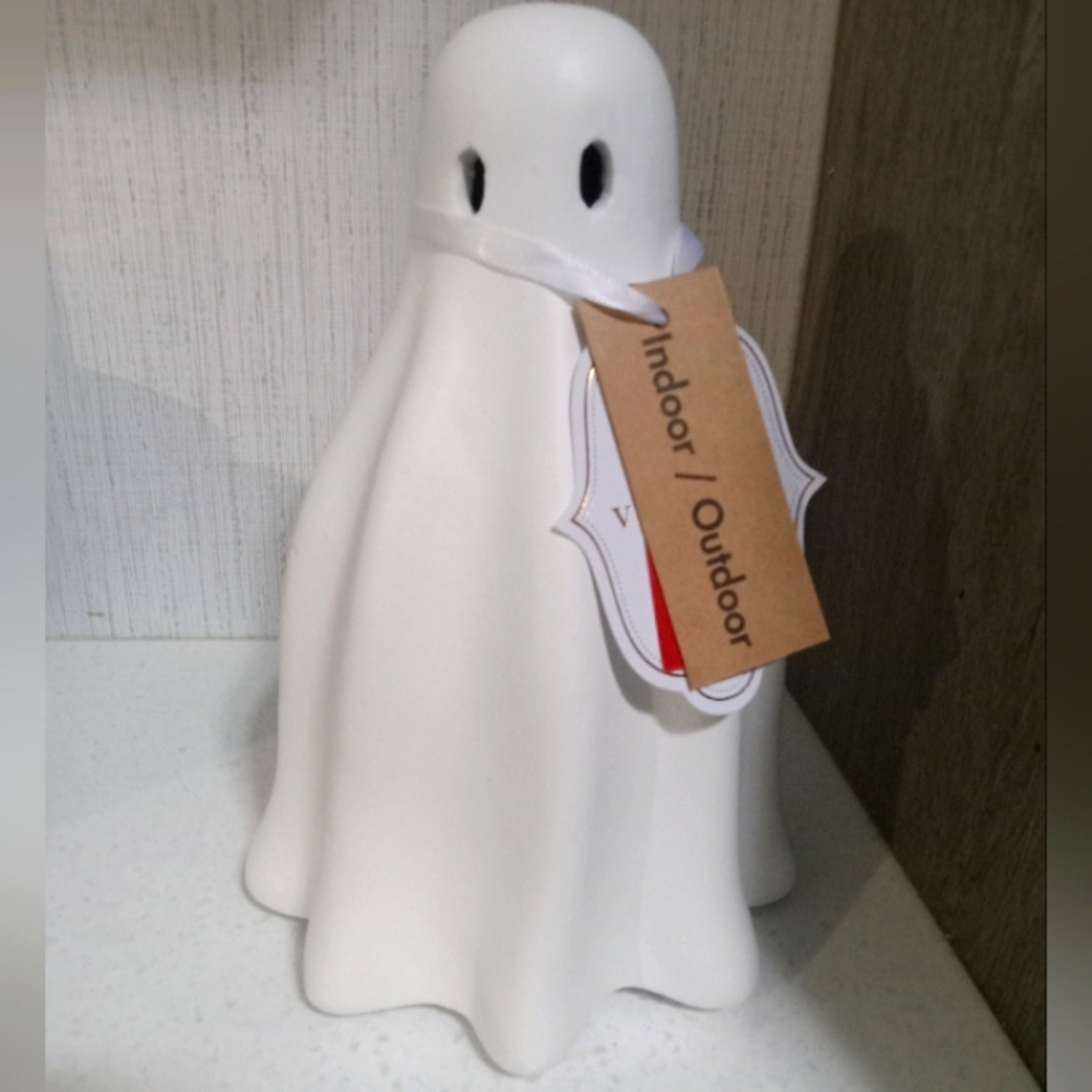 White terracotta ghost , ghost terracotta luminary , ghost figurine 2025 nwt